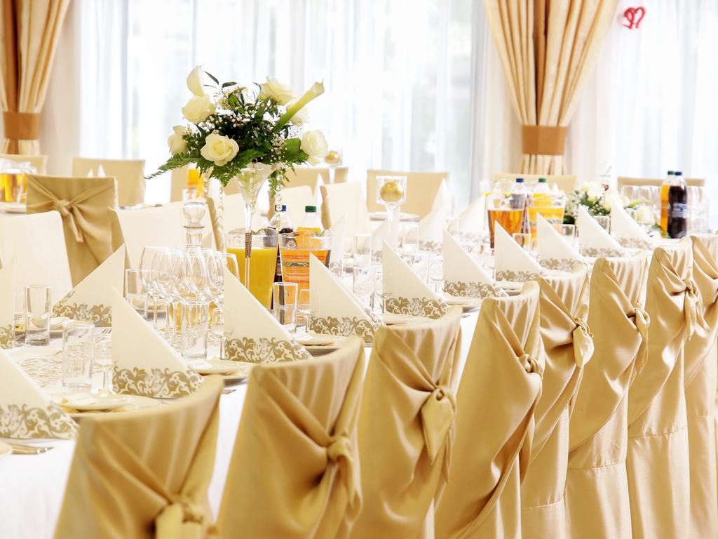 Hotel Austeria Conference & Spa Ciechocinek Ngoại thất bức ảnh