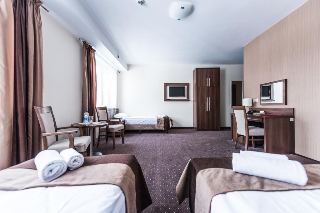 Hotel Austeria Conference & Spa Ciechocinek Ngoại thất bức ảnh